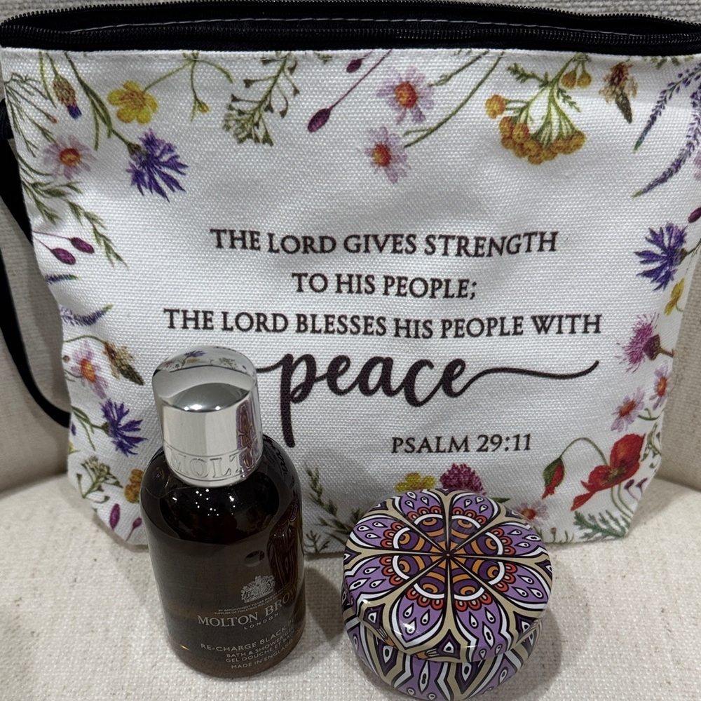 Molton Brown Set with Floral and Textured Accents